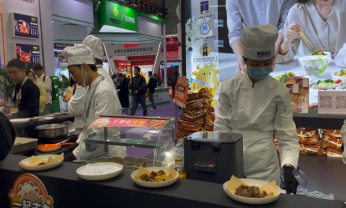 潮迹食品惊艳亮相2025良之隆中国食材电商节(图4)