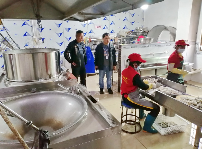 广东省罗定市市场监管局开展速（冷）冻水产品生产企业专项整治行动(图1)