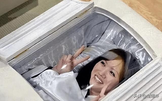 日本人：我们从不用中国货日本专家笑了：连棺材都是中国制造的(图2)